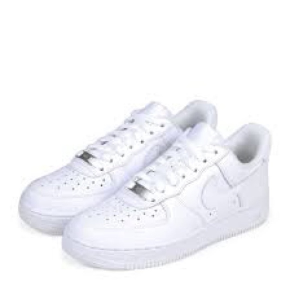 NIKE AIR FORCE 1s